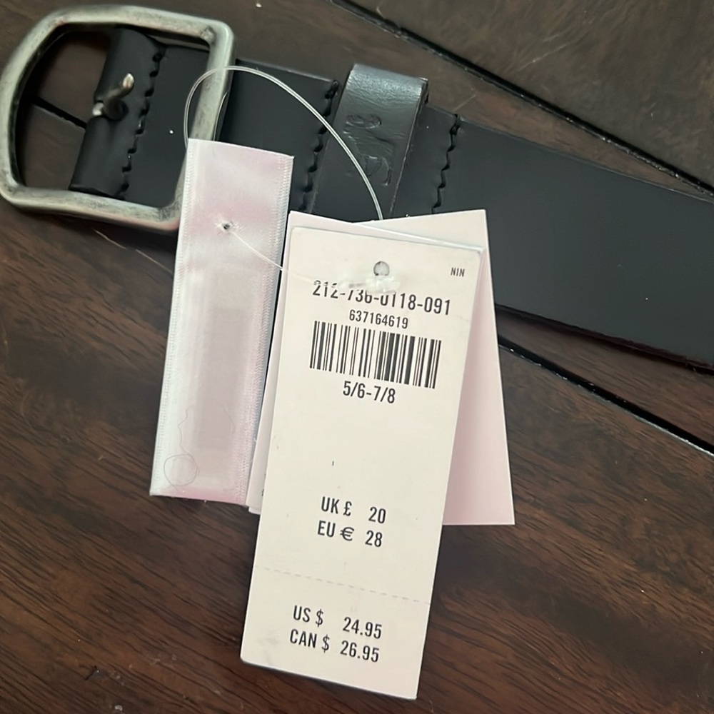 NWT boys Abercrombie leather belt.
